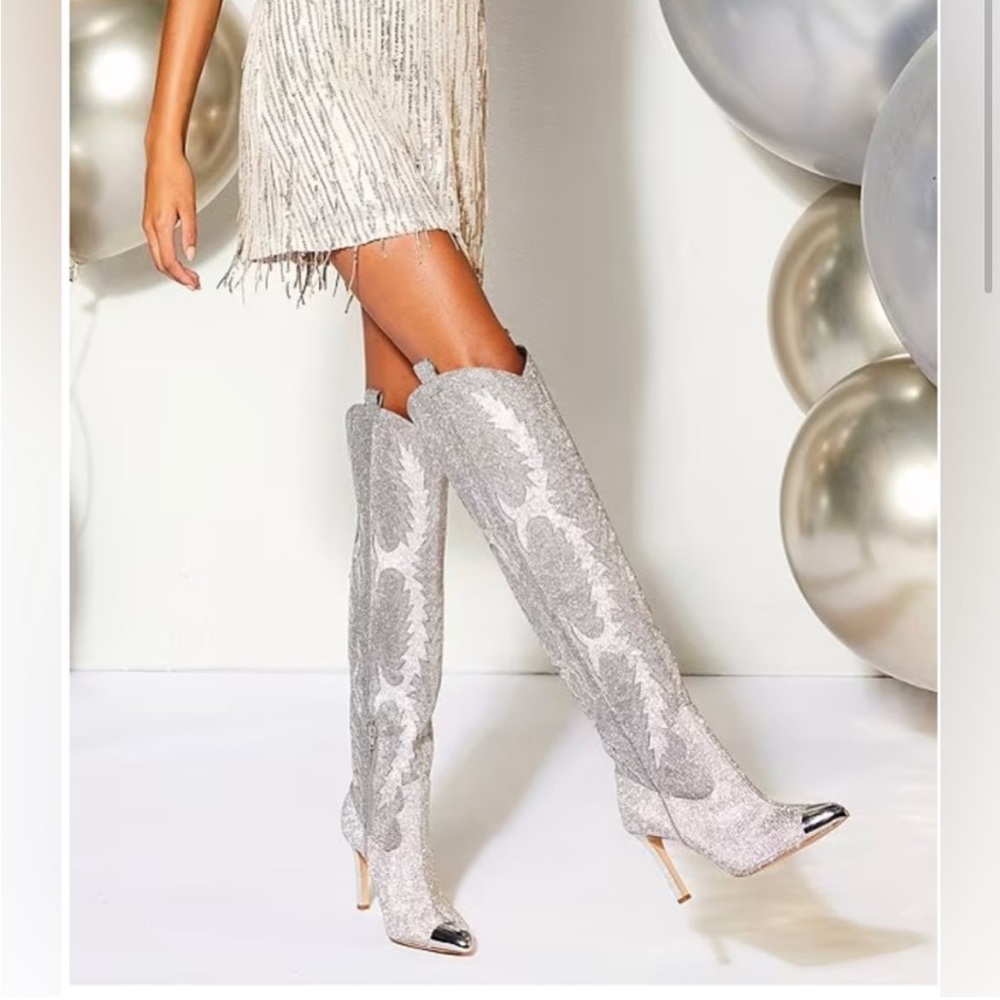 Size 8.5 Gianni Bini Rhinestone Tall Cowgirl Boots